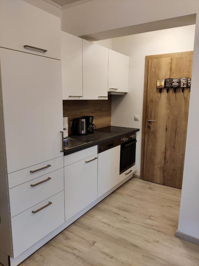 Holiday Home In Quiet Beautiful Area With Two Separate, Modern, Furnished Apartments 도이치바그람 외부 사진